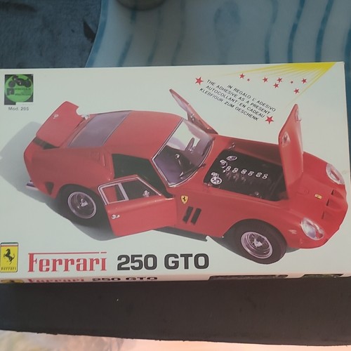 Ferrari 250 gto scale - 250,